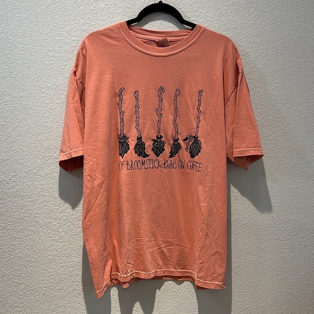 Comfort Colors Orange Graphic Tee size xl